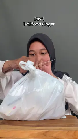 Komen dong guys biar semangat ngonten lagi😭🤧  #day1jadifoodvloger #mukbang #mukbangeatingshow #review #gacoan 
