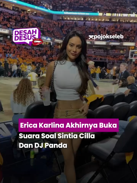 Erica Karlina Akhirnya Buka Suara Soal Sintia Cilla Dan DJ Panda Setelah lama dinanti, Erica Karlina akhirnya buka suara mengenai isu yang melibatkan Sintia Cilla serta pembahasan seputar DJ Panda. Sikap diamnya selama ini membuat publik penasaran, hingga akhirnya ia memutuskan memberikan penjelasan. Dalam keterangannya, Erica menegaskan bahwa dirinya ingin meluruskan beberapa hal yang berkembang di media sosial. Ia berharap klarifikasi ini bisa mengurangi kesalahpahaman yang selama ini beredar di kalangan netizen. Pernyataan Erica langsung menjadi sorotan publik. Banyak warganet yang menilai kejujuran lebih baik daripada terus berdiam diri, sementara yang lain justru semakin penasaran dengan hubungan di antara ketiganya. #entertainment #TikTokTainment #pojokseleb #desahdesus 