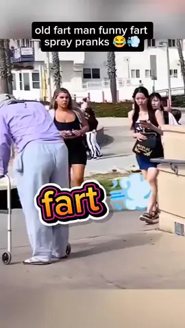 funny farting pranks 😆😁 #fart #funnyfart #funnyvideos #fyp #fypシ 