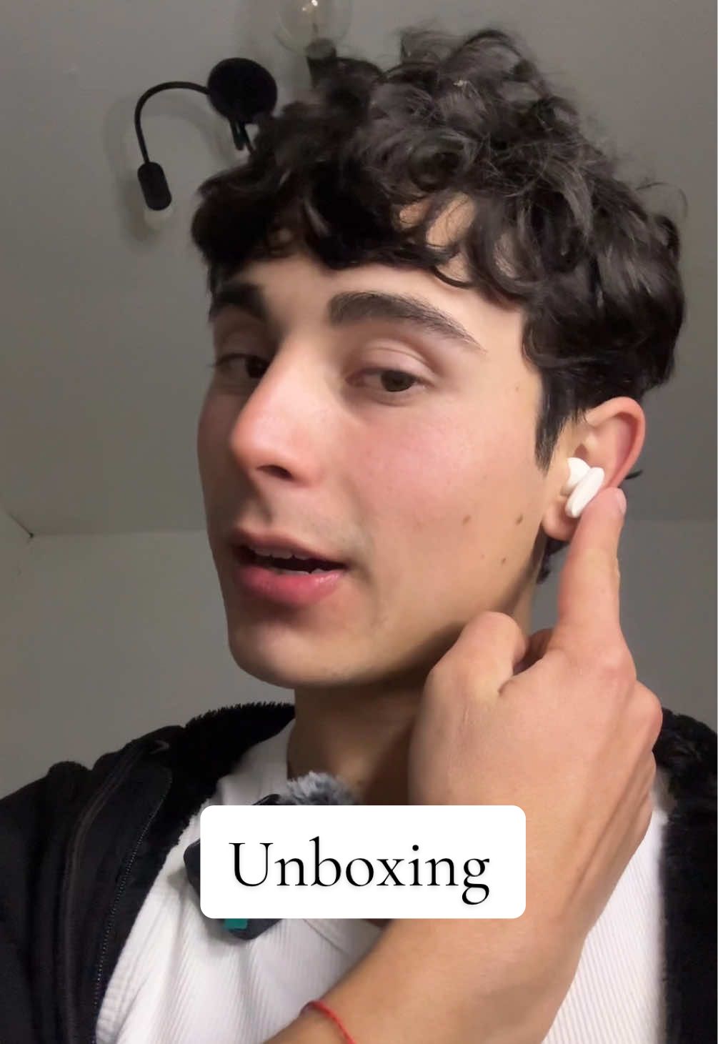 Hoy unboxing de algo que me acompaña a diario y disfruto mucho para animarte a Mímarte e invertir en todo lo que te haga bien y feliz . La vida es una sola . (Ojo no derrochen, inviertan ) Esa sensación/cosquilleo de adquirir algo que te hace feliz es algo mágico uno de los lujos de la vida . Saludos, Fran. #unboxin #invertienvos #felicidad #saludmental 