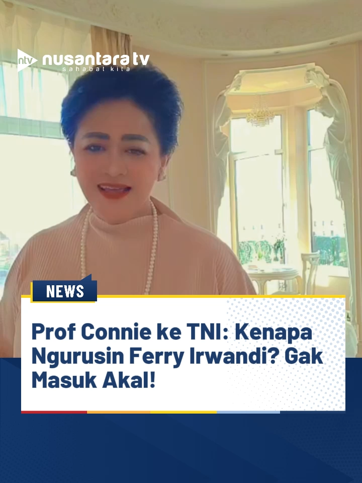 Pakar pertahanan Connie Rahakundini Bakrie memberikan tanggapannya mengenai kasus antara TNI dan Ferry Irwandi yang belakangan sempat ramai. Connie mempertanyakan mengapa institusi besar seperti TNI harus turun tangan untuk mengurus seorang warga negara atas dugaan ancaman siber.  Menurutnya, hal ini tidak masuk akal dan seolah merendahkan institusi TNI sendiri.  Ia berpendapat, jika TNI memang sehebat itu, seharusnya mereka fokus membuktikan dan menangani ancaman yang lebih besar seperti operasi asing atau campur tangan pihak seperti Soros. --------------- NRF #TNI #FerryIrwandi #Connie #Soros #siber #nusantaratv #nusantaratvsahabatkita