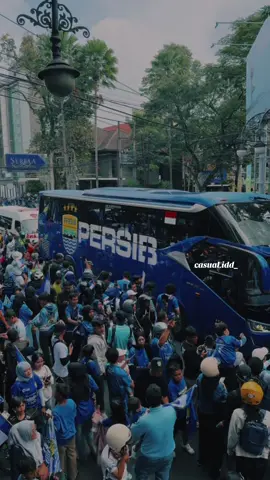 Sudah siap untuk laga besok?? #persib #persibvspersebaya #superleague 