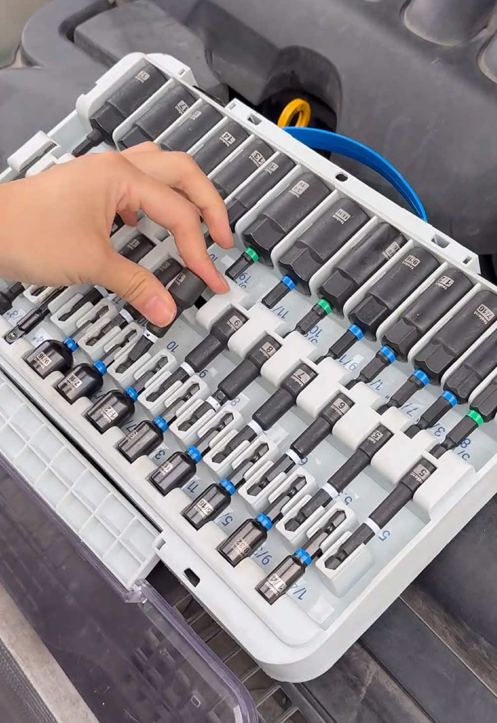 The most lost socket is 10mm.This set gives you two–smart choice.#tools #DIY #socketset #10mm #mechaniclife 
