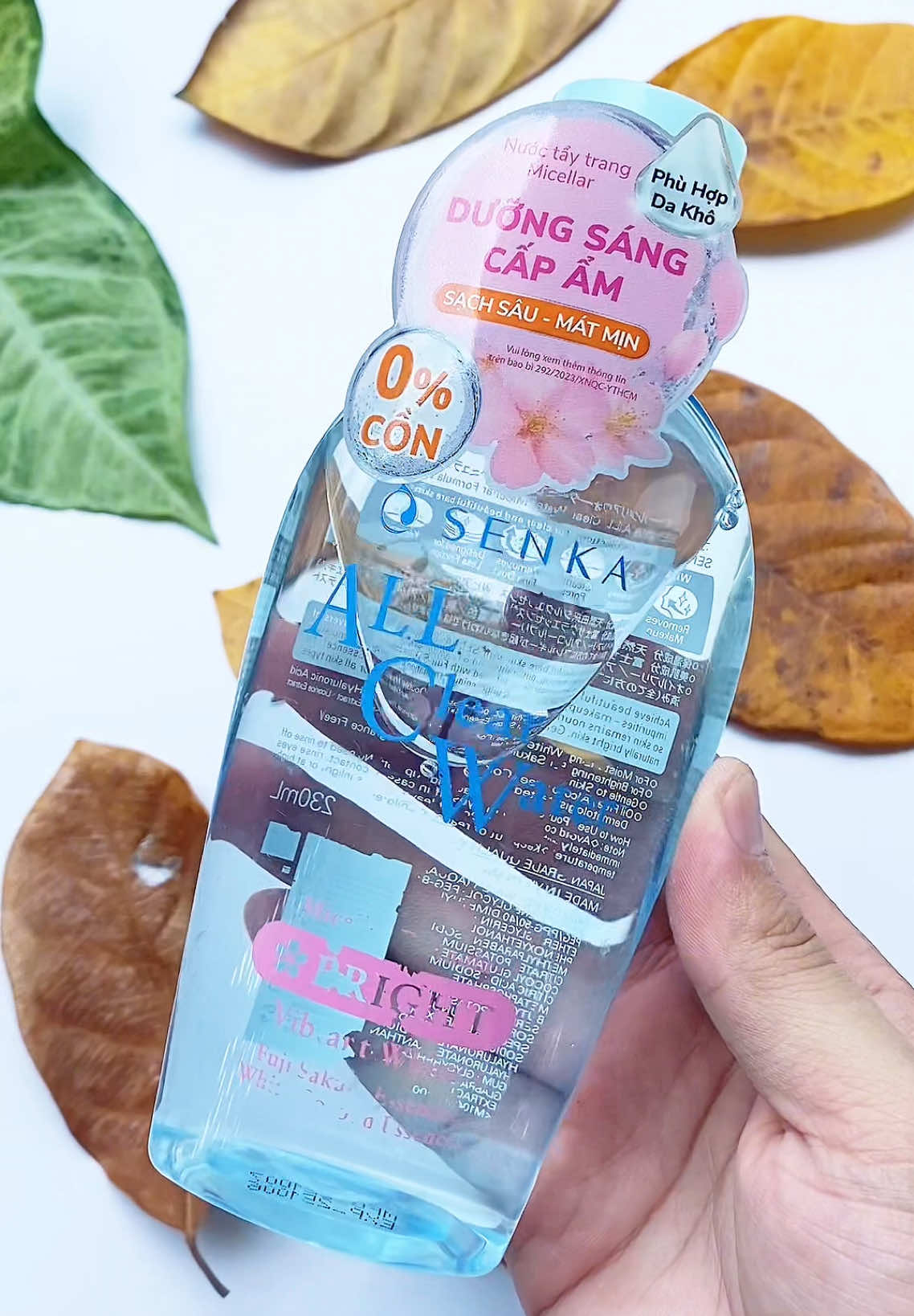 Senka All Clear Water 🧴 làm sạch lớp trang điểm 🌸 bổ sung Hyaluronic Acid 💧 cấp ẩm, giúp da khô thoáng mà vẫn mềm mại. #senka #nuoctaytrangduongda 