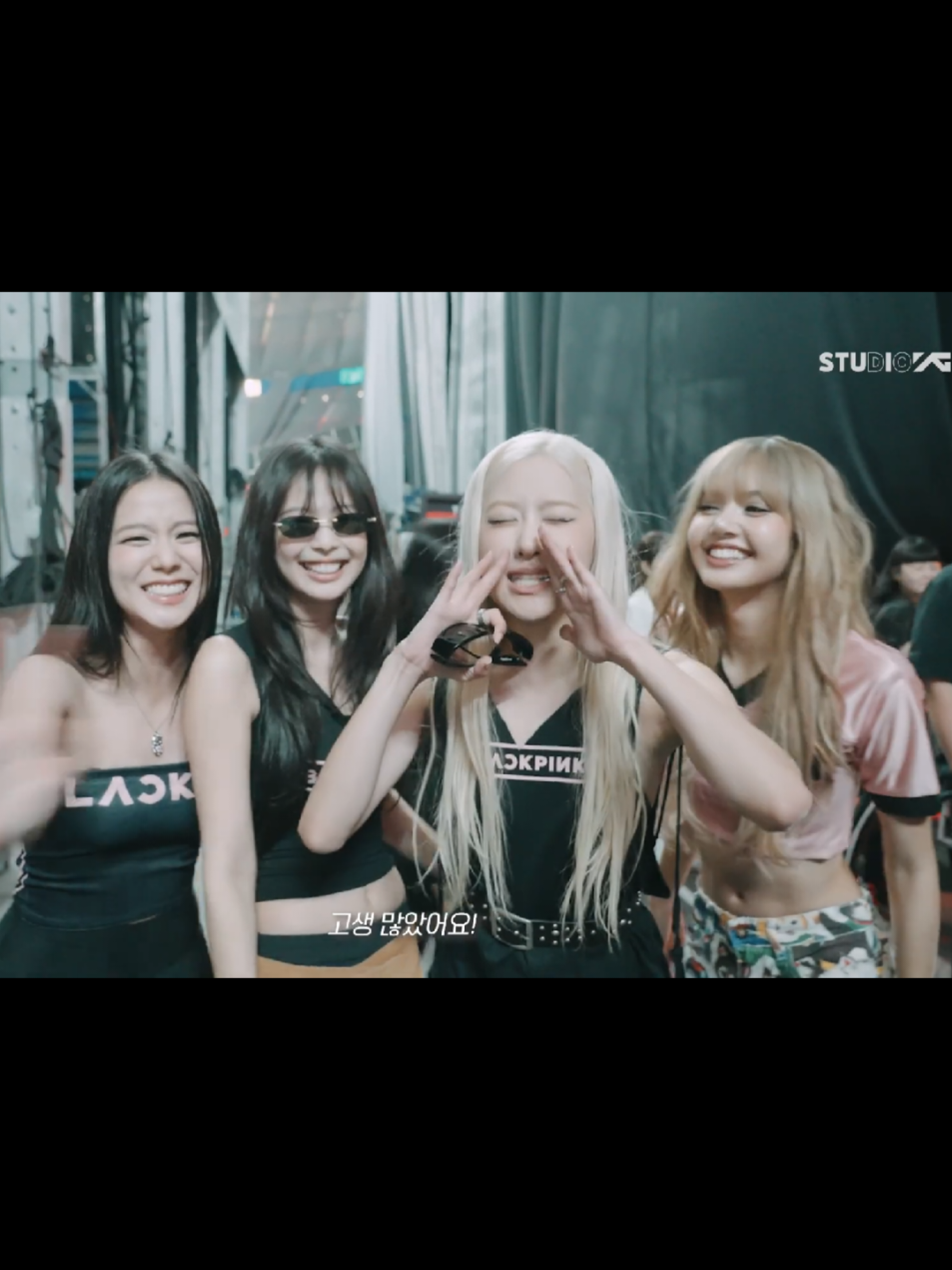 BLACKPINK - WORLD TOUR IN PQRIS e LONDON behind THE scenes #paris #london #blackpink #blackpinkdeadline #blackpinkprazofinal 