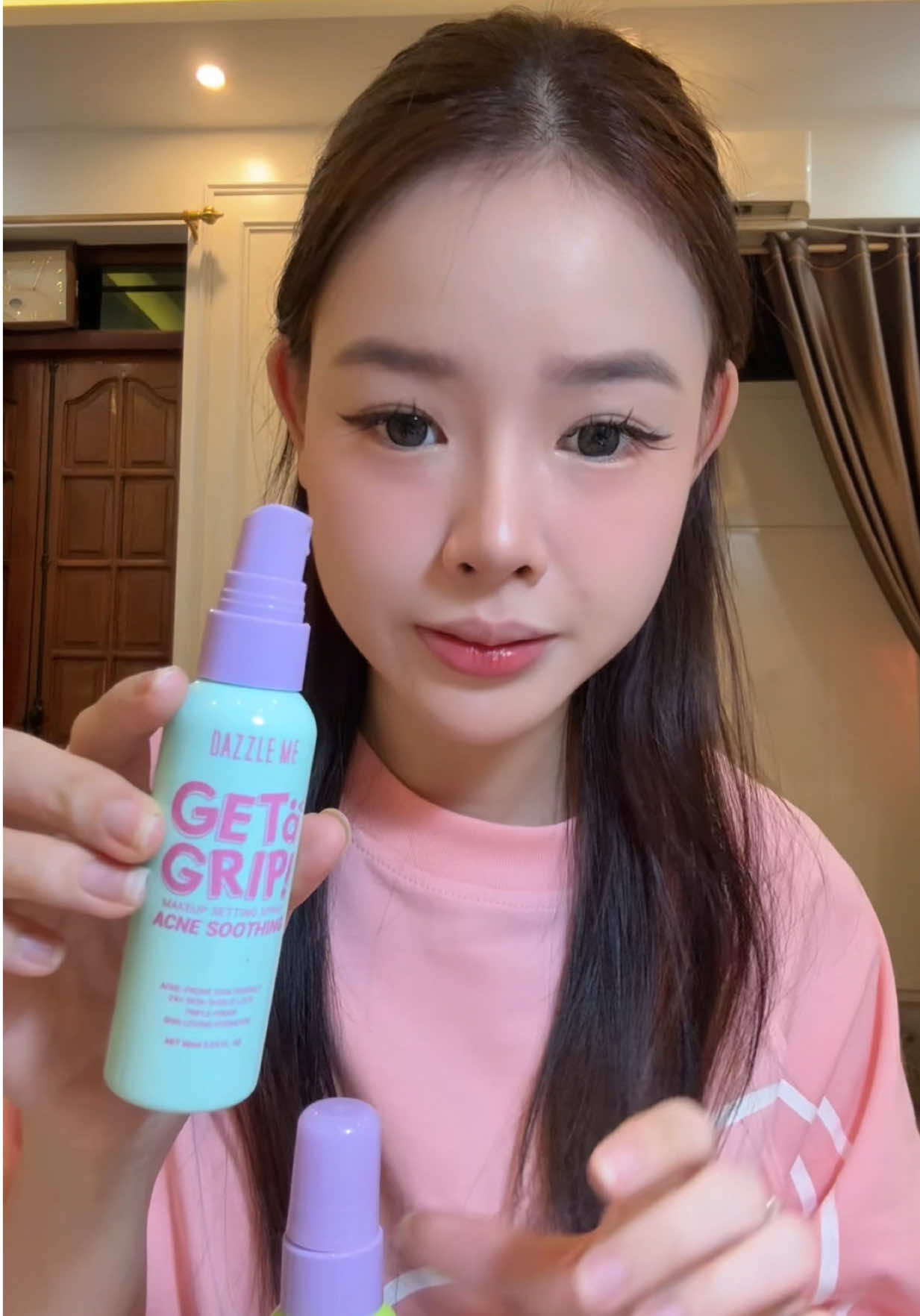 Ra luôn phiên bản mới chiều mấy bà🥹🥹🥹 #dazzlemevn #DazzlemeAcneSpray #settingspray #xuhuonglamdep #beauty@DAZZLE ME Vietnam 