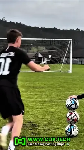 Football Funny Fails  #football #footballfunny #footballtiktok #viral #fyp 