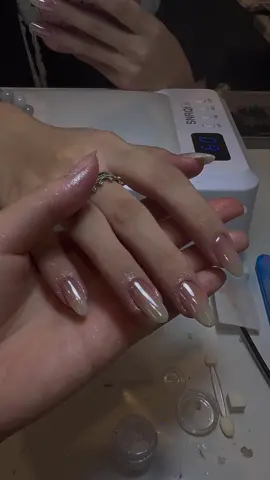 Tét cái nách lun ạ. Team mê tráng gương điểm danh ạ #nail #nailvinhomesoceanpark #oceanpark #noimi #uonmi 