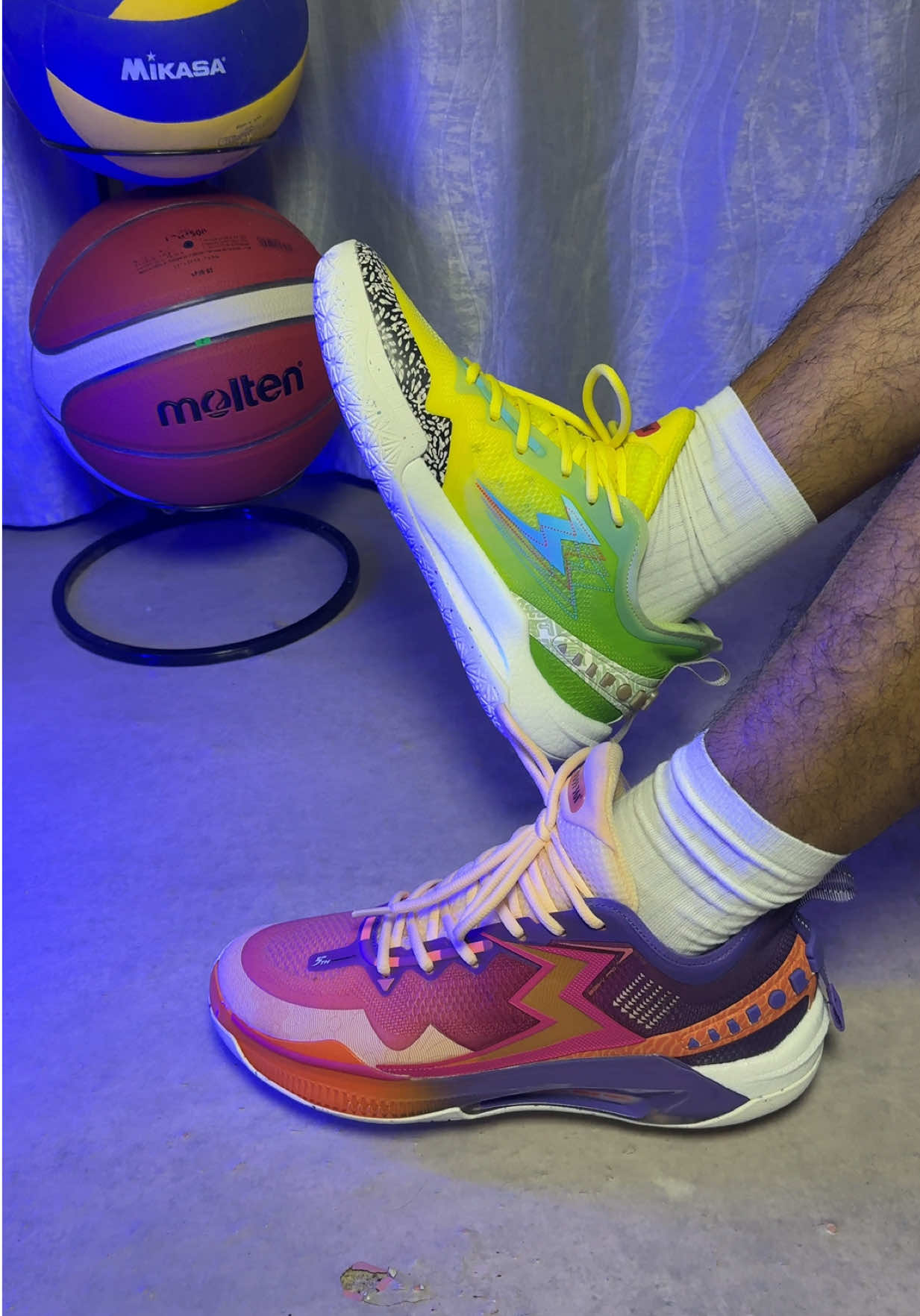 ORIGINAL 361 Big3 5.0 Basketball Shoes. Sobrang angas at porma nyan gar. Bali talaga ang leeg ng makaka salubong mo. Maingay sa samento, kahoy, at tiles. #361degrees #361degreesbig3  #361degreesbasketballshoes #basketballshoes #basketball 