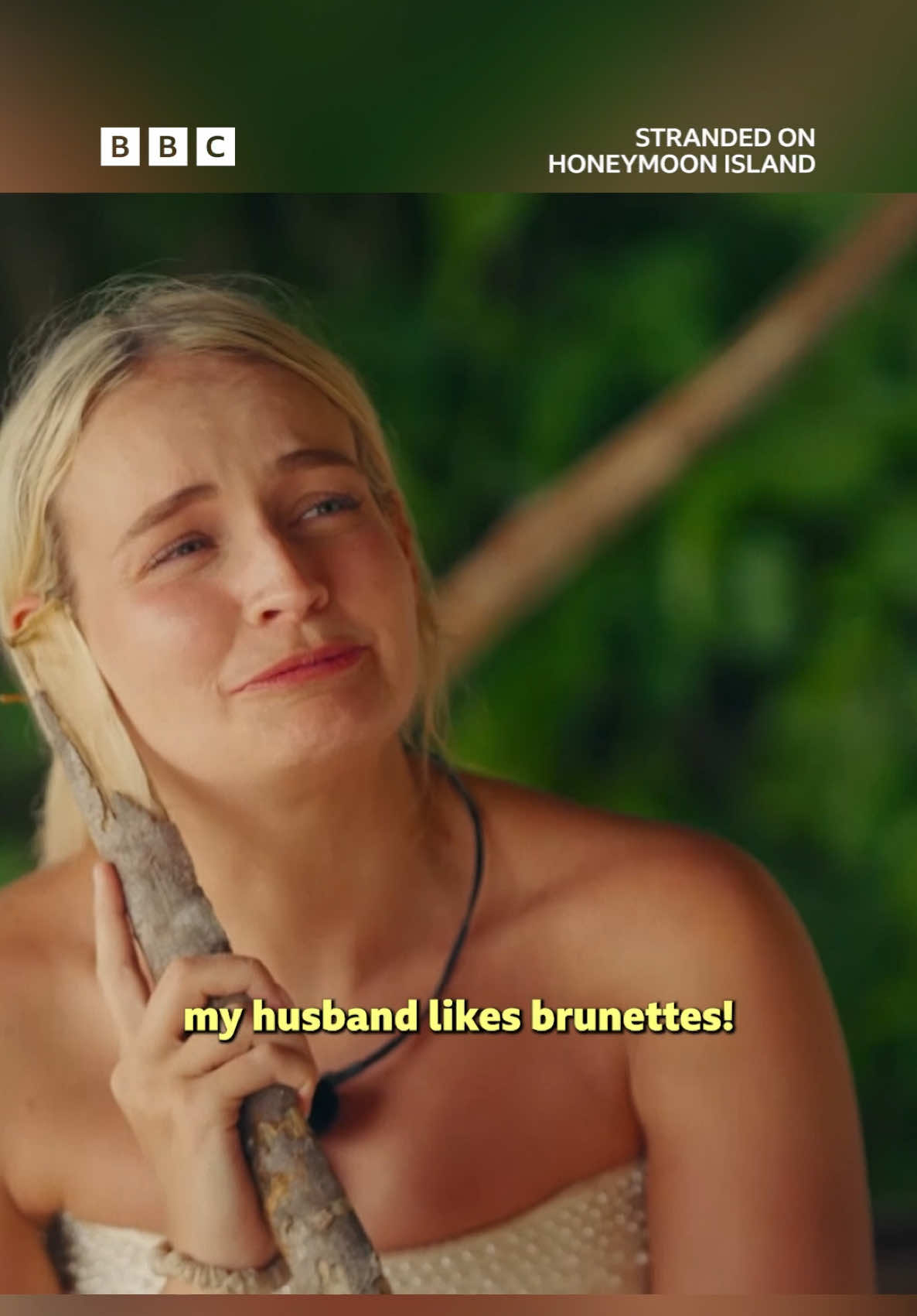 Friends like these 🫶 #StrandedOnHoneymoonIsland #Stranded #SOHI #DatingShow   A brand-new reality dating format, which sees twelve unlucky-in-love singles matched into couples, who then marry and immediately start their honeymoon on a tropical island. 