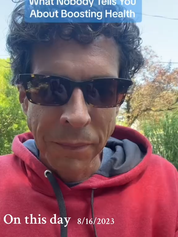 🌄 Learn the healing elixir that saved me on my journey at ClubQigong.com. You learn to connect with your energy, which allows you to do things like achieve your ideal weight, and live your best life. Link on my profile page. 🙏♥️✨ #healthy #healing #mentalhealth #balance #exercise #fitness #weightloss #wellness #life #yoga #pilates #insights #fit #diet #joedrummerboy