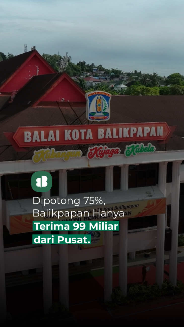 Dipotong 75%, Balikpapan Hanya Terima 99 Miliar dari Pusat Dana transfer ke Balikpapan dari pusat yang semula 440 miliar, kini hanya tersisa 99 miliar. Begini penjelasan ketua DPRD Kota Balikpapan. Jawabannya ada di video ini. Kasitau buanmu, jangan sampai di skip videonya! | Buannya Balikpapan Pasti Paham Isu Terkini | #BuannyaBalikpapan #Balikpapan #APBD #BBpn 