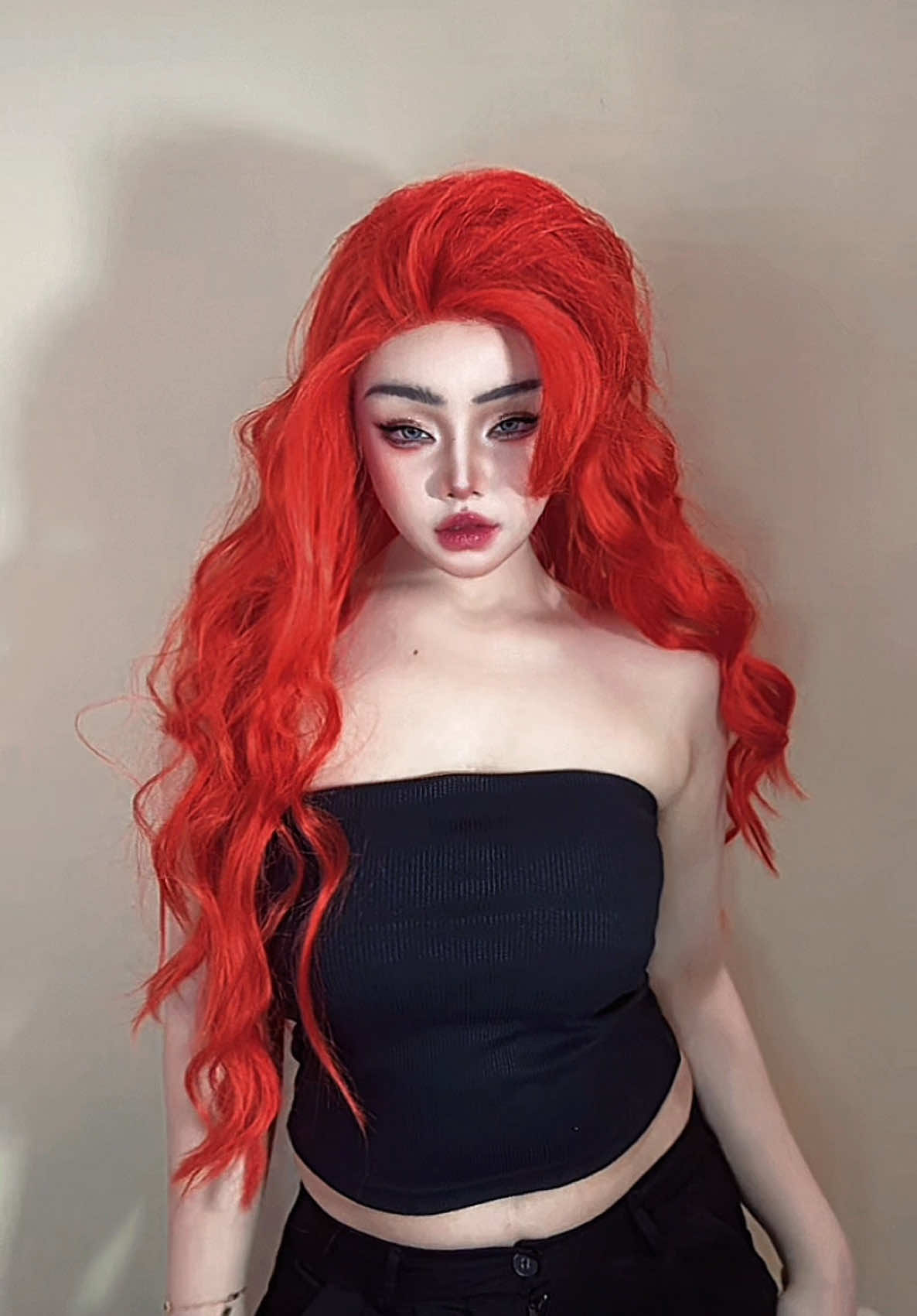 kali ini douyin makeup pake rambut merah dan pastinya pake lagu pargoy jawa dong, jangan bosen 🤘🏽🤏🏻 #makeuptransition #transisi #transisimakeup #transition #douyinmakeup #aegyosalmakeup #douyin抖音 #makeup #xuhuongtiktok 