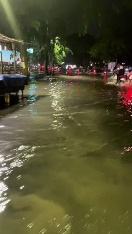 Ga kelar2 ni banjir #fy #tangerang #banjir #infobanjir #tenggelam 