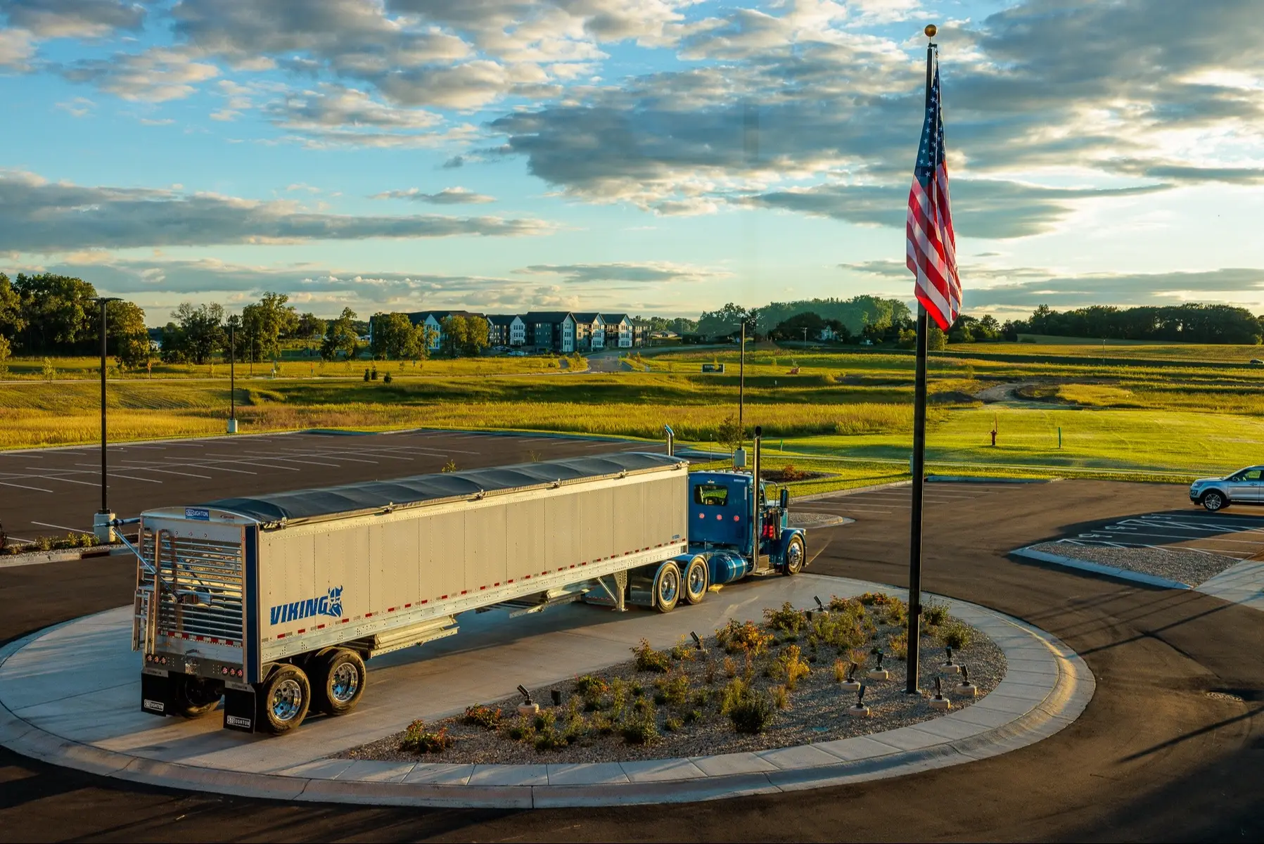 Today, we pause to remember the lives lost and honor the heroes of September 11, 2001. As a family and as a shop, we are grateful for the courage, sacrifice, and resilience that showed the true strength of our nation. We’ll always carry the memory of that day and the unity it brought to all of us. 🇺🇸🕯️ #NeverForget #September11 #GodBlesstheUSA #GodBlessAmerica 