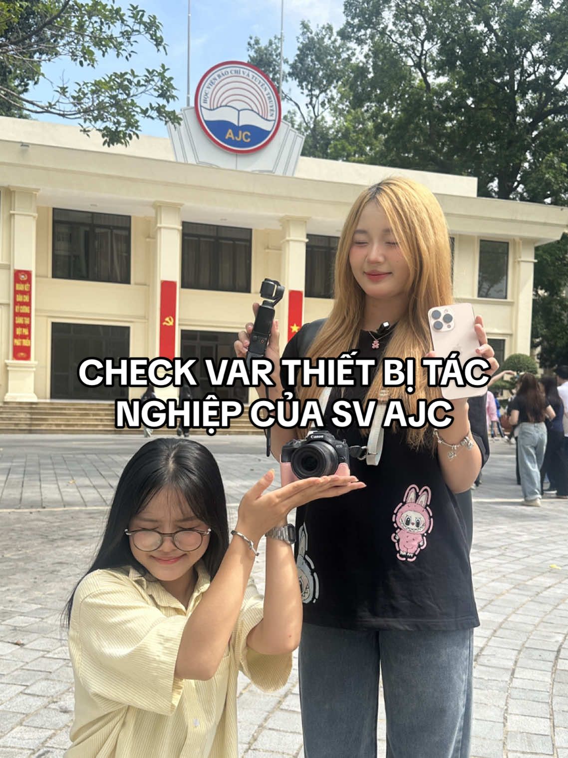 Ny thì ko có nhưng camera thì phải có một đôi 📷 #emxinhbaochi #ajc #daihoccogivui #binhan #sinhvien 