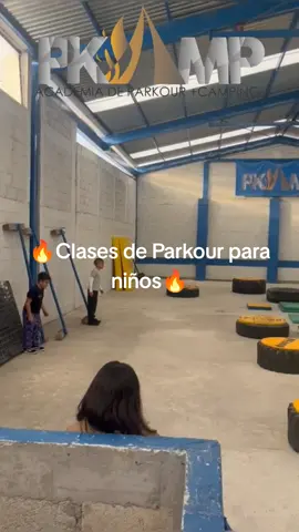 🔥Aprende PARKOUR HOY en PKamp🔥 Únete a nuestras clases de Parkour, dónde tendrás muchos beneficios para tu vida: 🔵Aumentando fuerza 🔵Aumentando agilidad 🔵Mejorando tu condición física 🔵Controlar y superar tu miedo a las alturas 🔵Mejorando equilibrio y elasticidad 🔵Superar obstáculos de la forma más efectiva 🔵Disminuye el estrés  🔵Mejorando disciplina y determinación. Estos y más son los beneficios de  aprender parkour en PKamp. 🔹Clases de Parkour en Metepec 🔹Desde los 6 años de edad  Consulta precios y promociones por DM o a nuestro teléfono de contacto. 📱📲7222035696 🔥Entrenador🔥 💥@sven.kings 🔹 🔹 🔹 🔹 🔹 #pkamp #parkourmexico  #parkourméxico #clasesdeparkour #parkour 
