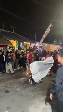 Si putih dan joki dernnya @bim5832 🤍