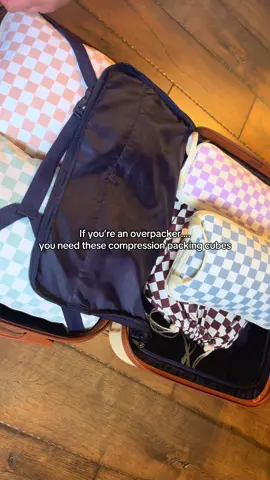 These compression packing cubes were amazing for my trip to Hawaii!! I was able to pack extra clothes for our babymoon thanks to these 🥰 they’re also super cute, I love them!! ✈️ #packingcubes #compressionpackingcubes #travelessentials #travelhacks #travelmusthaves 