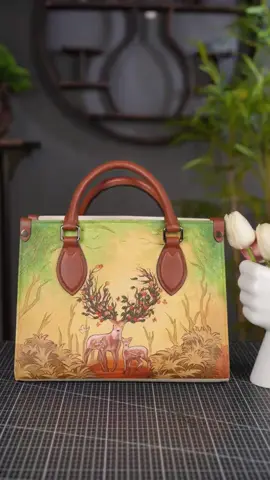 A deer hand-painted bag suitable for autumn#customized#craftsman#Handmade bag#China#Luxury bags