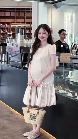 Mẫu đầm siuu cưng cho mẹ bầu