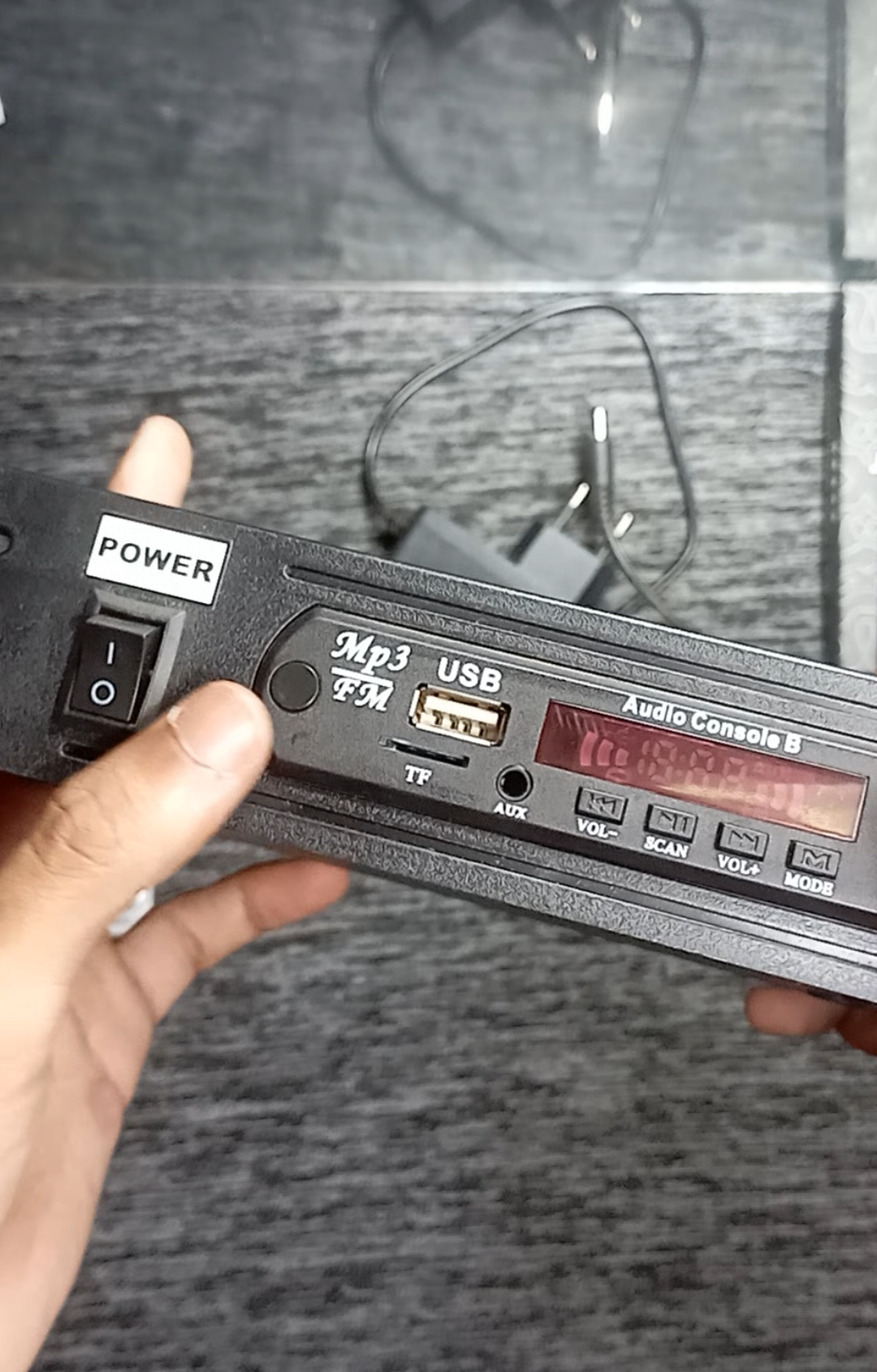🔊 Perangkat audio serbaguna! ✅ Suara jernih stereo ✅ Bisa karaoke pakai Mic ✅ Radio tetap bening 🎁 Bonus adaptor 12V, dan remote, jadi langsung pakai tanpa ribet! 👉 Klik keranjang kuning sekarang sebelum kehabisan! #TikTokMadeMeBuyIt #AudioKeren #KaraokeTime #Affiliate #modulbluetooth 