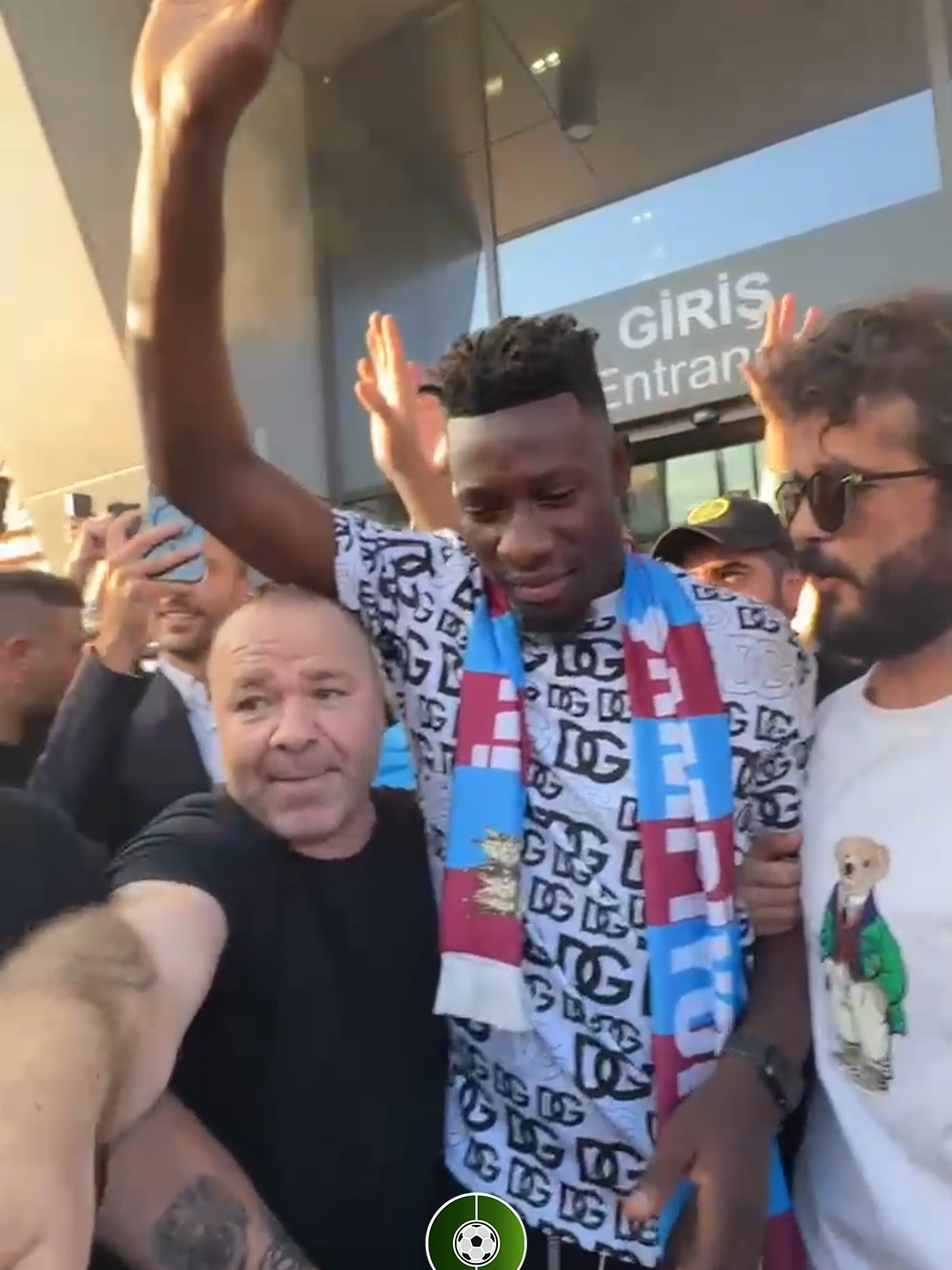 🔴🔵 Trabzonspor'un yeni kalecisi Onana'dan ilk üçlü. #trabzonspor #onana #transfer #sporhaberleri