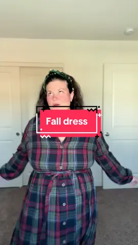 Such a cute Fall/winter dress! Beautiful plaid!! #plaiddress #bloomchic #falldress #fallfits #falloutfit 