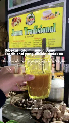 Warga bekasi harus coba jamu tradisional ini deh. Yang dari luar bekasi takut ejauhan kesini, tenang aku juga kasih tau ada penginapan dekat sana dengan harga terjangkau loh. #berkesans #bukasemuapintu #redtravelers #promoseruweekend #kulinerbekasi 