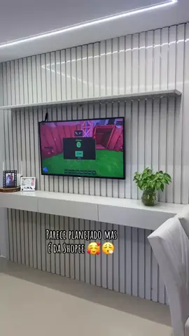 Dê uma olhada em Painel para TV até 90 Polegadas Impressão Ripada com LED com Gaveta 220cm 100% MDF Requinte Off White por R$1.230,48. Compre na Shopee agora! 📌 SEGUE ABAIXO O LINK DE COMPRA 👇 🛒 https://s.shopee.com.br/20lz9ARIgq #painelripado #paineldetv #seguidores  📌 WHATSAPP  https://chat.whatsapp.com/Dd2xPAr8lz57a8iLsN32PH?mode=ems_copy_c
