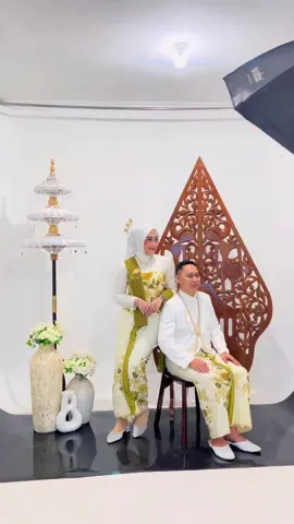 Bts Prewedding client 2 , kamis 11 September  Mua : @egamakeup_rangkasbitung Costume : @sewakebaya_byega Fotografer: @idhproduction_studio  Info booking : 085894182897 #fyppppppppppppppppppppppp #idhproduction_studio #sewakebaya_byega #preweddingviral #preweddingsimple #inforangkasbitung #idhproductionrangkas #preweddingmurah #studiofotorangkasbitung #fotostudiorangkasbitung 