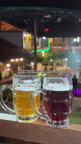 ¿Te apuntas? 😁  De jueves a domingo 🔥 #riobamba_ecuador🇭🇹🇪🇨 #conciertos #envivo #cervezaartesanal #domingo 
