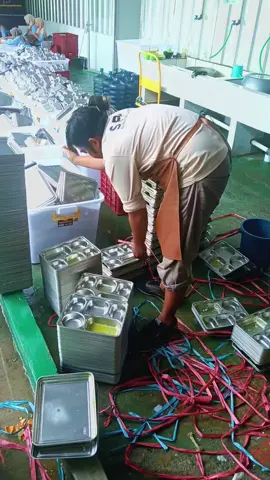semangat tim ompreng #mbg #radenafoodberkahsukapura #fyppppppppppppppppppppppp 