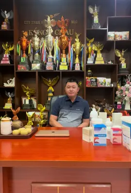Xin cảm ơn anh chị em nghệ nhân cả nước đã trao niềm tin cho hãng cám, còn gửi đúng hay sai chỗ thì cả nhà xem kỹ hết clip và cảm nhận???    Chúc cả nhà mình thật nhiều sức khoẻ,vui vẻ,hạnh phúc và luôn bình an @CÚ ĐẤM THÉP PET @CÁM VĂN TOẠI @NPP CÁM NAM RÂU BÀ RỊA 