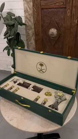 بوكس سبشل سيفين و نخله اصدار خاص #القرون_للعود #بوكس_هدايا #هدية #ksa🇸🇦 