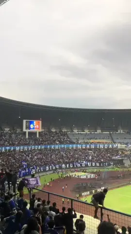 #persib #casualoutfits #cornerteror #persibbandung 