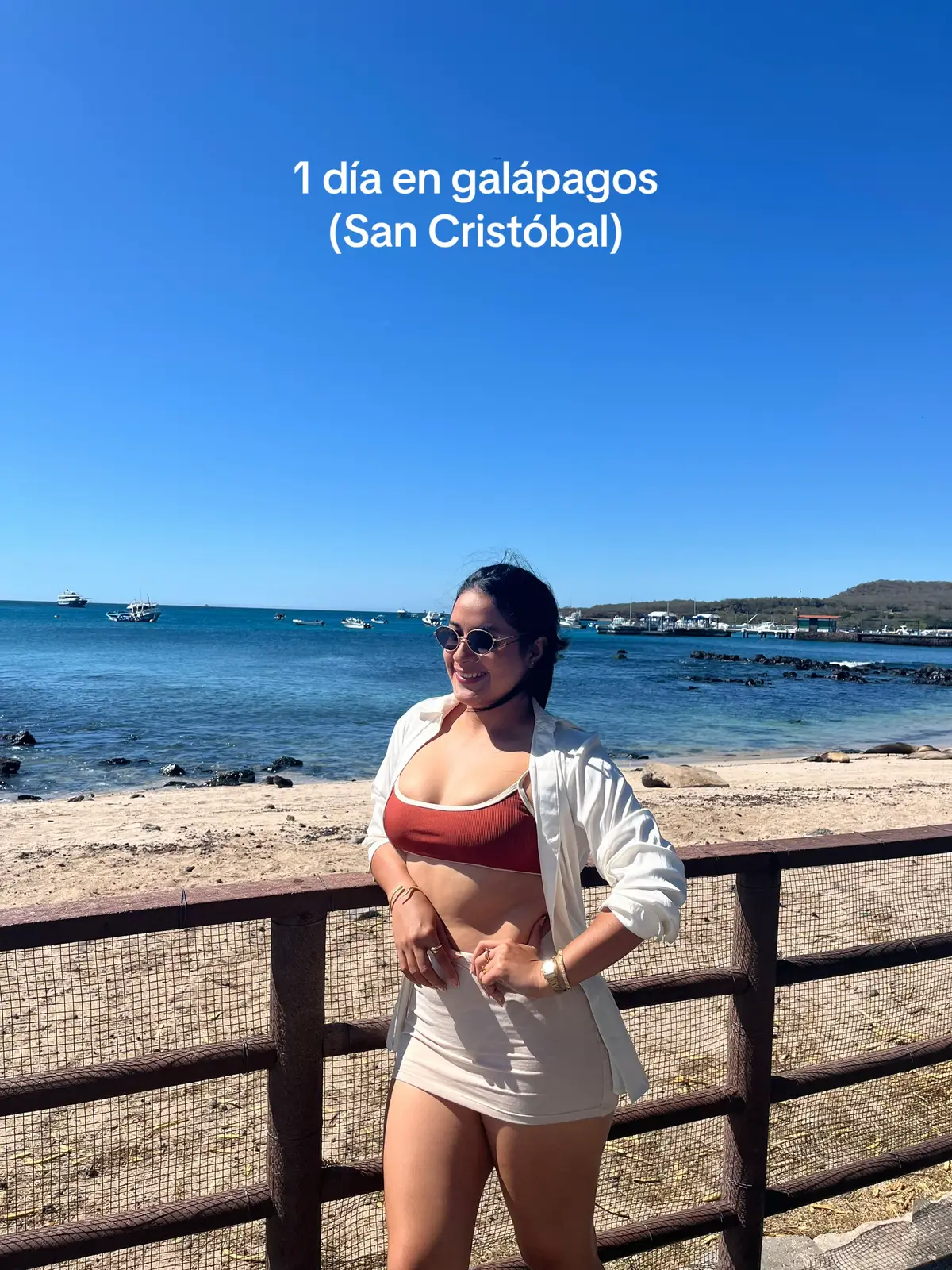 Es mi primera vez en galápagos San Cristóbal y si es todo hermoso pero todas las actividades más conocidas son en Santa Cruz.  Preferiblemente es llegar primero a baltra que está más cerca de Santa Cruz.  Todo es mucho más costoso que Gye así que si hay que venir con un presupuesto más alto de lo que se vive allá.  En este mes hasta noviembre hace frío.  #galapagosislands #sancristobal #santacruz #galapagos #ecuador #recomendaciones #tiktokec #quotes #vlogger #Foodie #foodtiktok 
