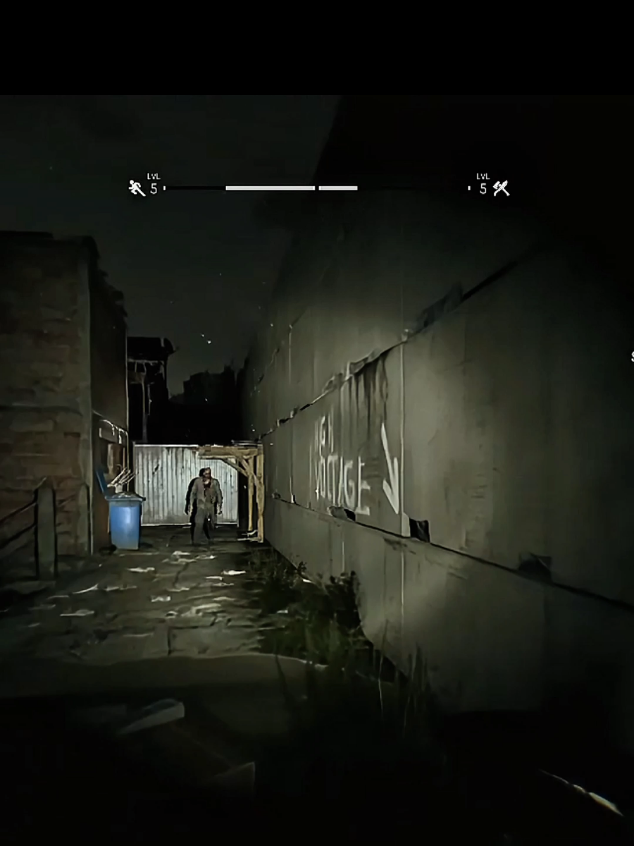 POV: A Zombie Wants You For Dinner 🍽️ #ZombieRun #HorrorEdit #FlyingLights #ZombieChase #gamingedit 