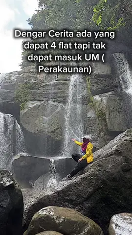 Kesian Edward 🤪 Xpe , terima je la USM tu.. mana tau dpt jadi saintis..  Tak semua yang kita nak kita akan dapat ;  Kadang apa yg kita tak nak tu la kita dapat..  contohnya; saya sebenarnye tak minat accounting 😜 Jangan main racial card or politic card ,  Kawan aku ramai je Chinese dpt UM.  Alhamdulillah , keluar UM dpt jadi orang 😆, kadang² je jadi gila 😜 #fyp #viral #UM #KPT #universitimalaya #perakaunan #edward 