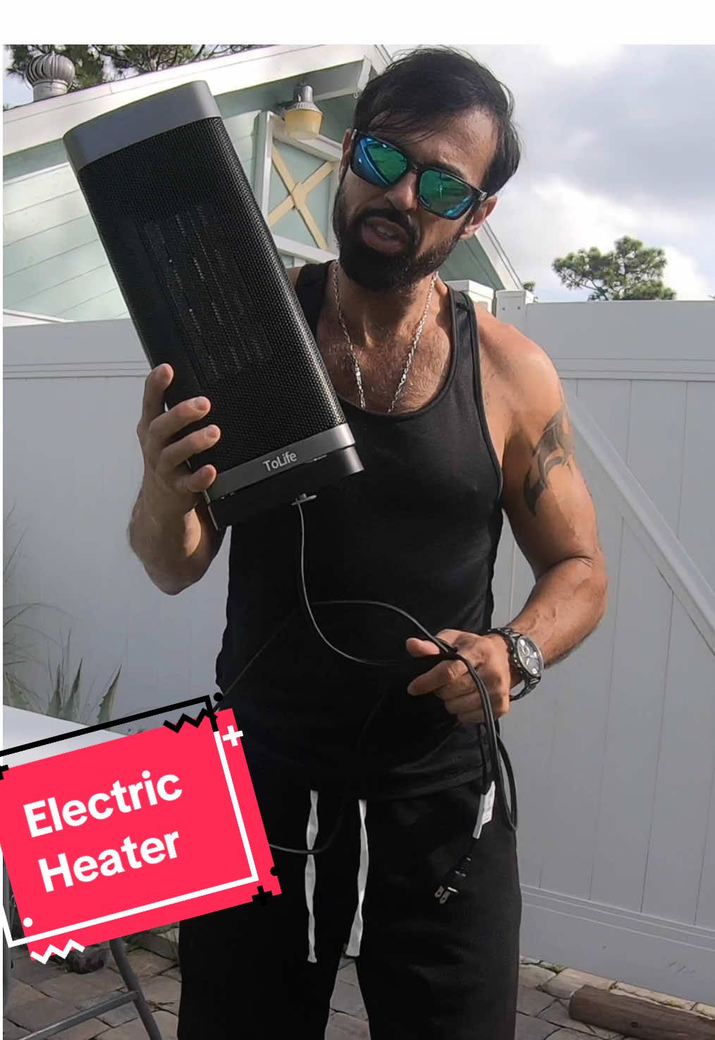 Indoor electric heater for garage bedroom to keep warm! #spaceheater #heater #electricheater #indoorheater #creatorsearchinsights 