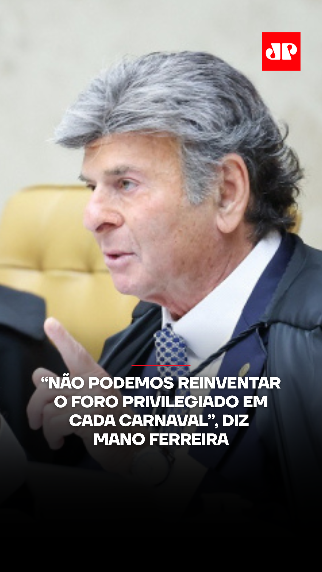 Mano Ferreira criticou duramente as mudanças de entendimento sobre o foro privilegiado que têm marcado o julgamento da suposta trama golpista de 8 de Janeiro, no Supremo Tribunal Federal (STF). O comentarista destacou as divergências entre as decisões tomadas no julgamento de Lula e as atuais em relação à Jair Bolsonaro, apontando que essa falta de uniformidade é prejudicial para a segurança jurídica e para o processo legal brasileiro. 📺 Confira na JP News e Panflix #MorningShow #Política #julgamento #Bolsonaro #STF