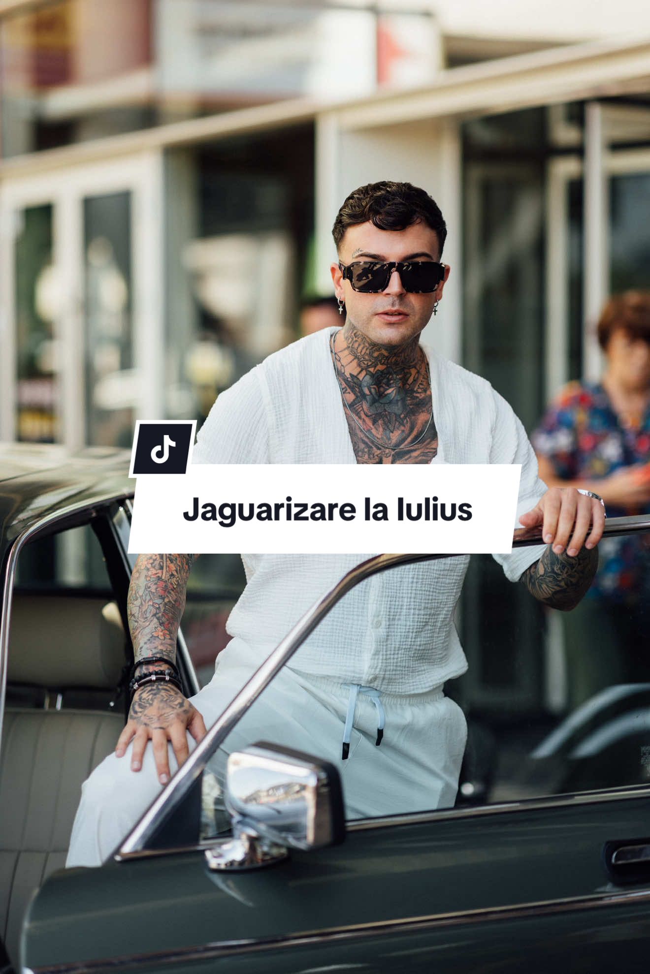 În junglă pândește prada, dar la Iulius Mall @George_Jaguarul pândește bucket-ul de @KFC Romania, cappuccino-ul de la @tucanocoffeeromania și noile colecții din magazine. 🐆   #insulaiubirii #temptationisland #jaguar #foruyou #iuliusmalliasi 