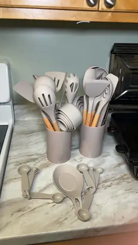 Set de utencilios para la cocina 🔥 #siliconeutensils #utensils #utensilsset #kitchenmusthaves #tiktokshopfinds 
