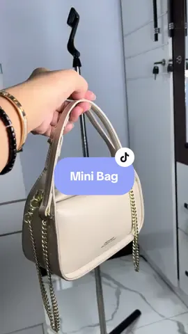 Kamu pantas mendapatkan yang terbaik🤎 #tas #tasjimshoney #tascewekkekinian #tasselempangmini #taswanita 