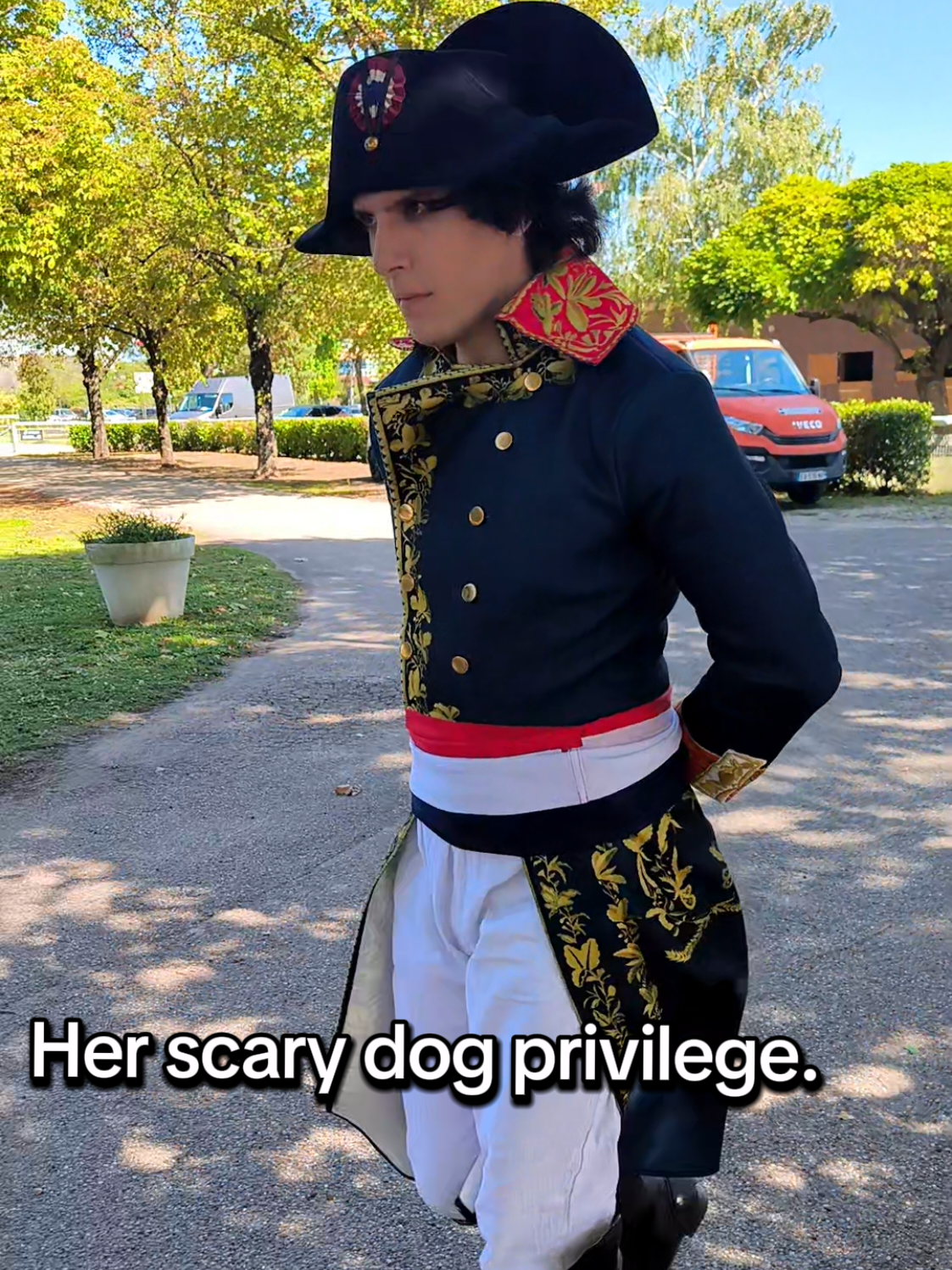 Always behind her. 🗿 #napoleon #napoleonbonaparte #josephine #france #scarydogprivilege 