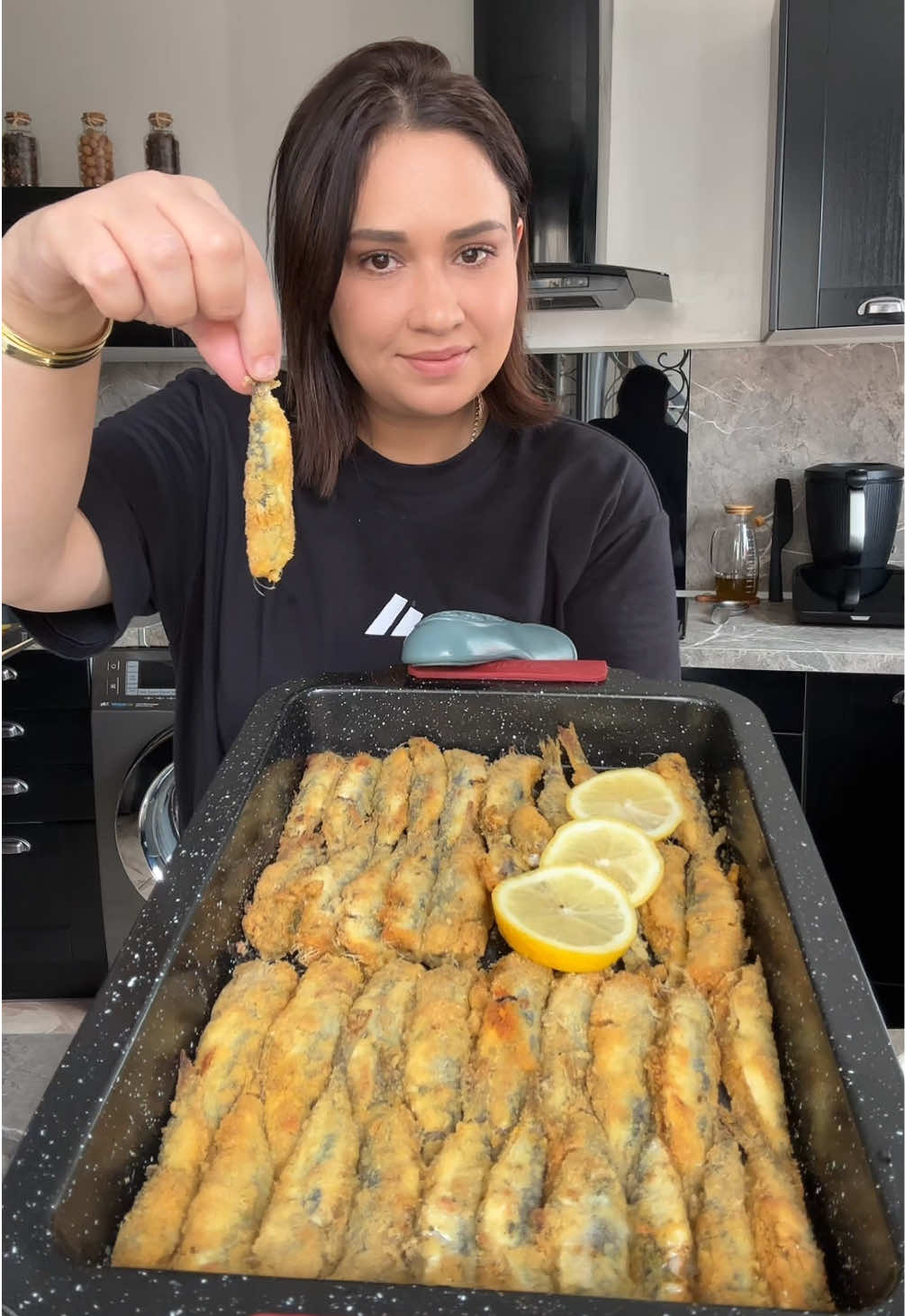 شكون عزيز عليه السردين 😋 recette marocaine sardine 🇲🇦 #sardines #marocaine🇲🇦 #explore #السردين_في_الفرن 