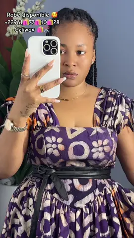 Petite robe adire disponible @Celiwax #abonnetoi❤️❤️🙏 #pagneafricain #percer #viral 