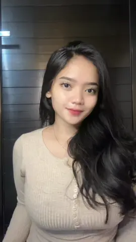 yuk glowing bersamaa pake moist glowshophy🥰🫰🏻