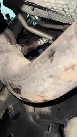 Toyota Fortuner Catalytic Converter Clean Full Process #fixing #catlayticconverterclean #alsharifauto #oxygensensor #poorpick 