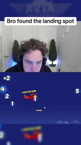Bro found the landing spot #aviamasters #planegame #kickstreaming #games 